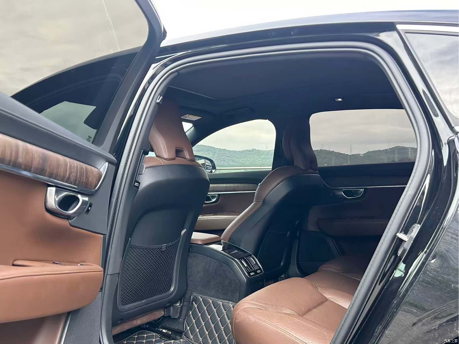 Volvo S90, 2023 11