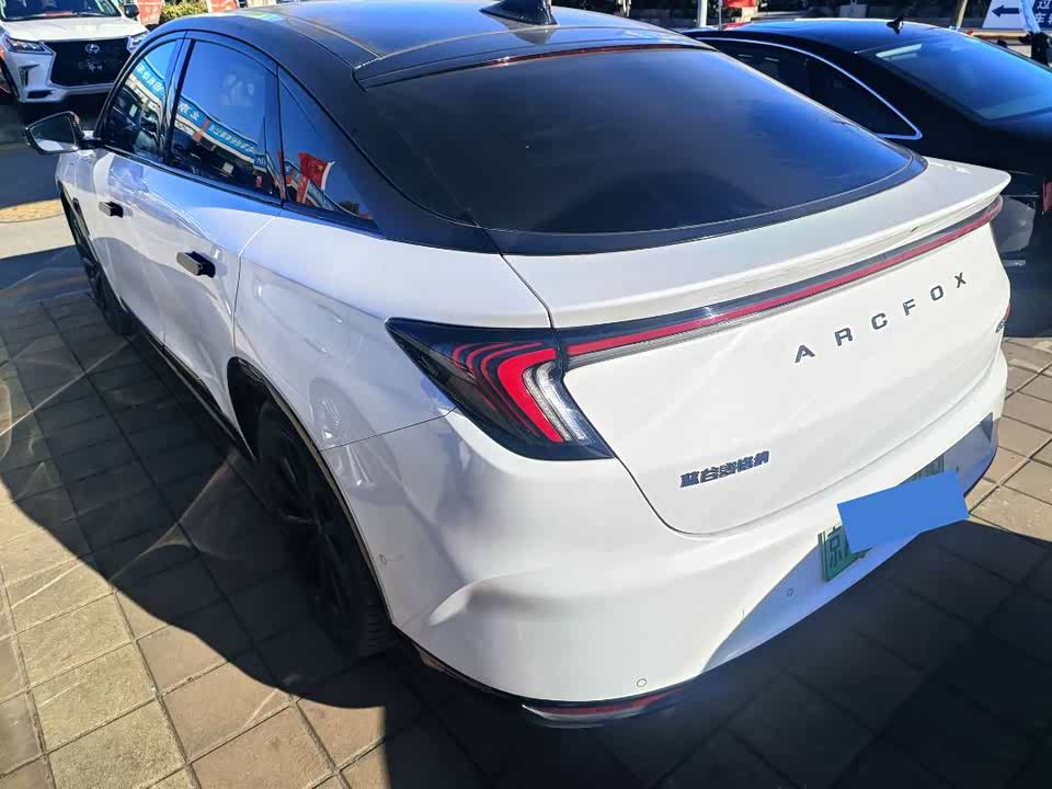 ARCFOX Polar Fox Alpha S