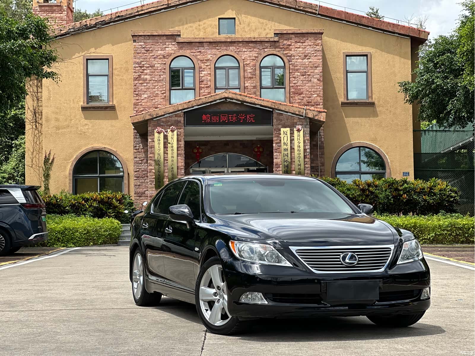 Lexus LS, 2009 1