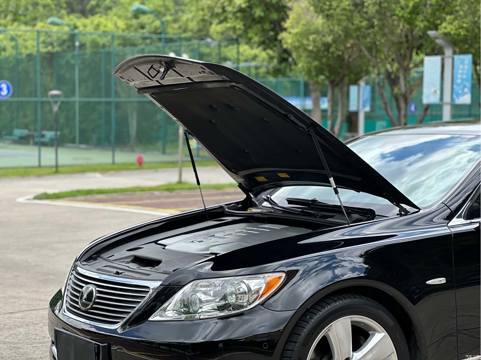 Lexus LS, 2009 24