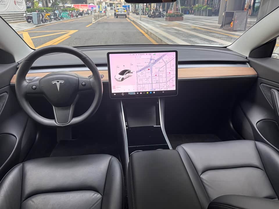 Tesla Model 3 Tesla Model 3