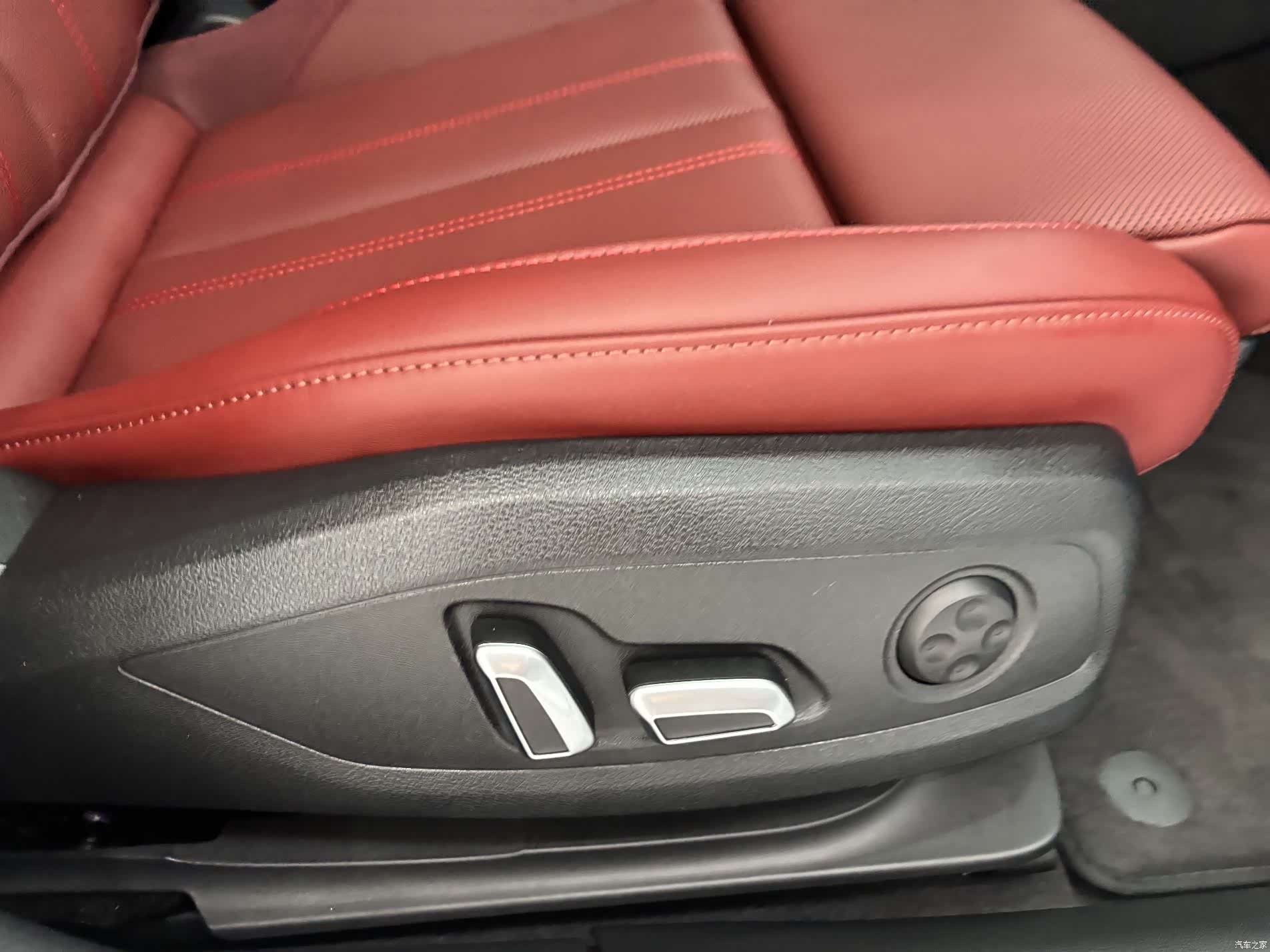 Audi A4L, 2025 28
