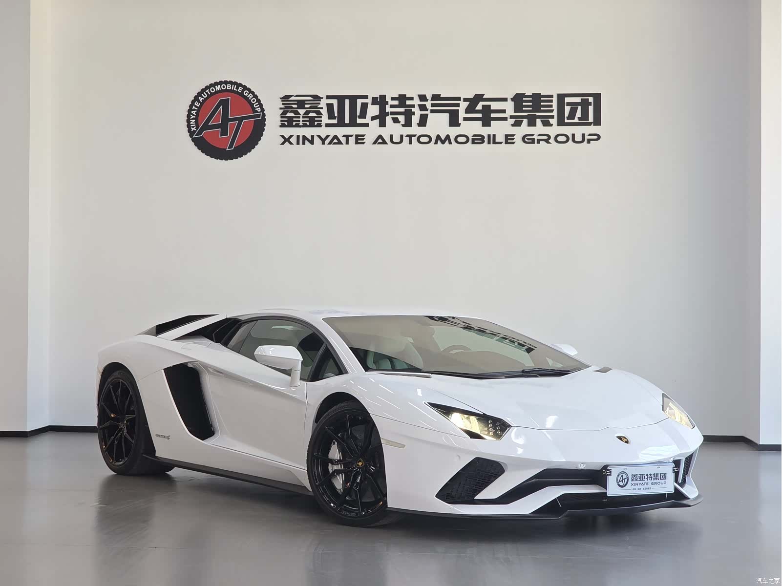 Lamborghini Aventador, 2012 4