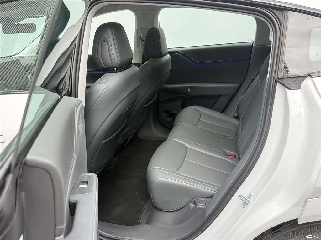 Xpeng G6, 2025 18
