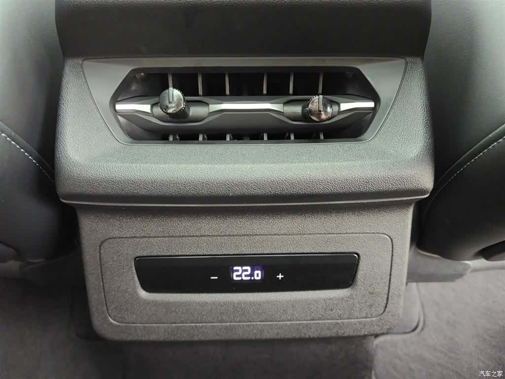 Audi e-tron, 2025 24