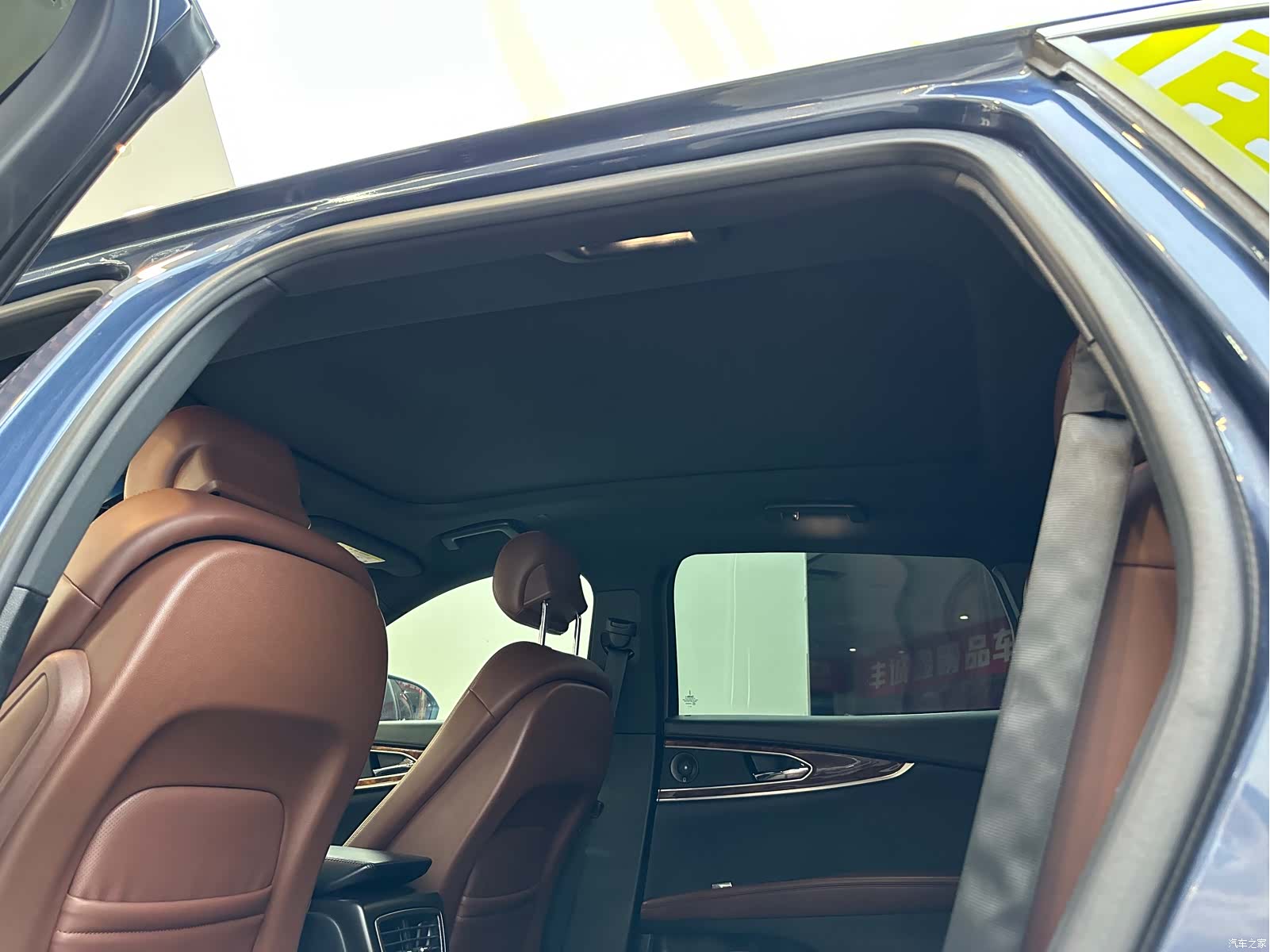 Lincoln MKX, 2018 17