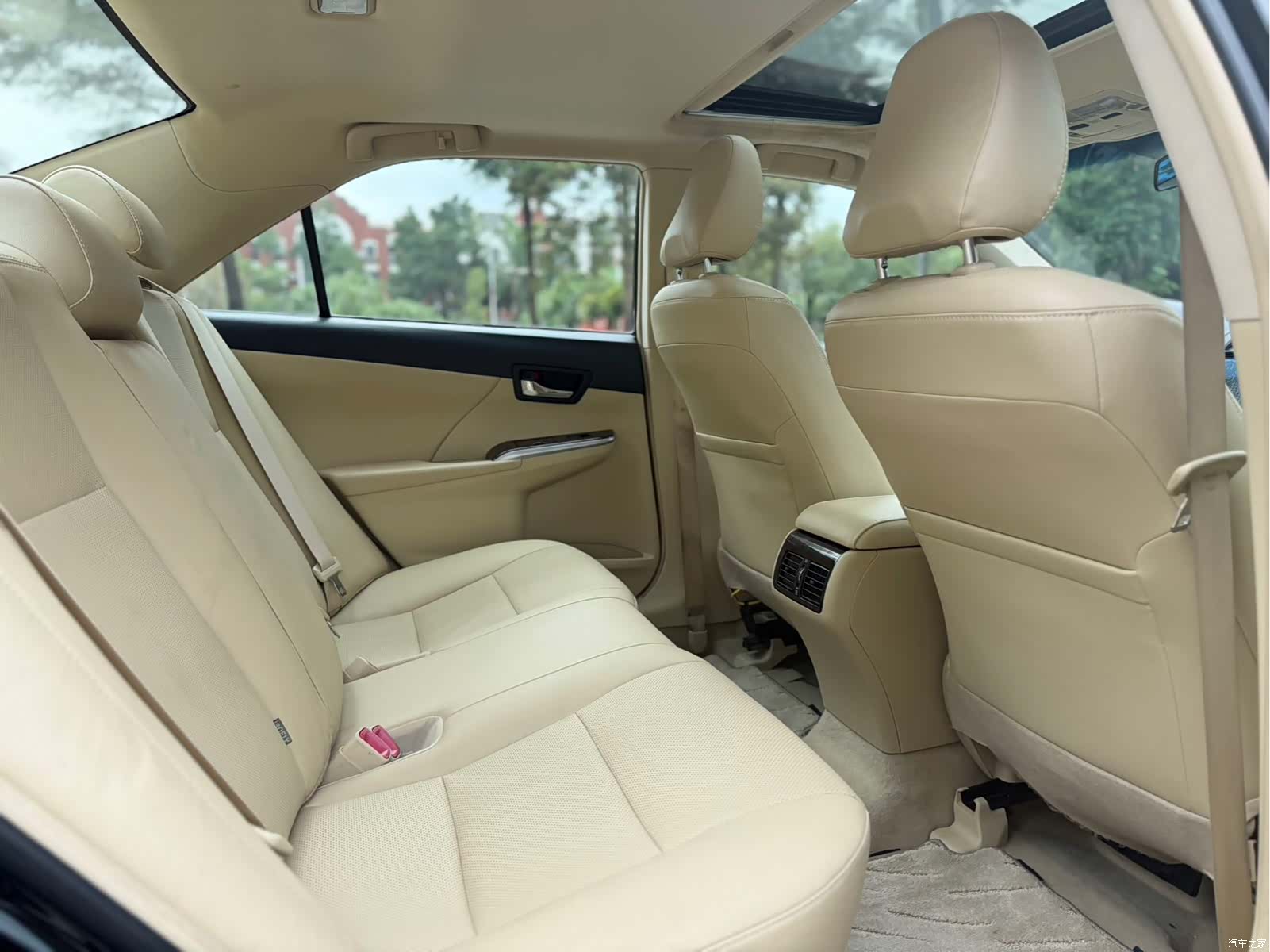 Toyota Camry, 2016 13