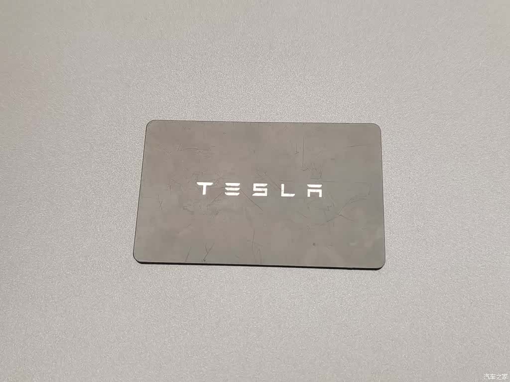 Tesla Model Y, 2024 19