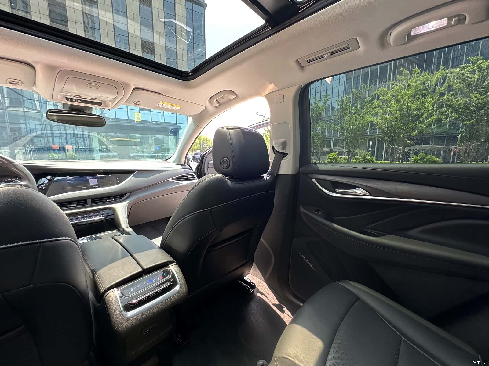 Buick Enclave, 2022 16
