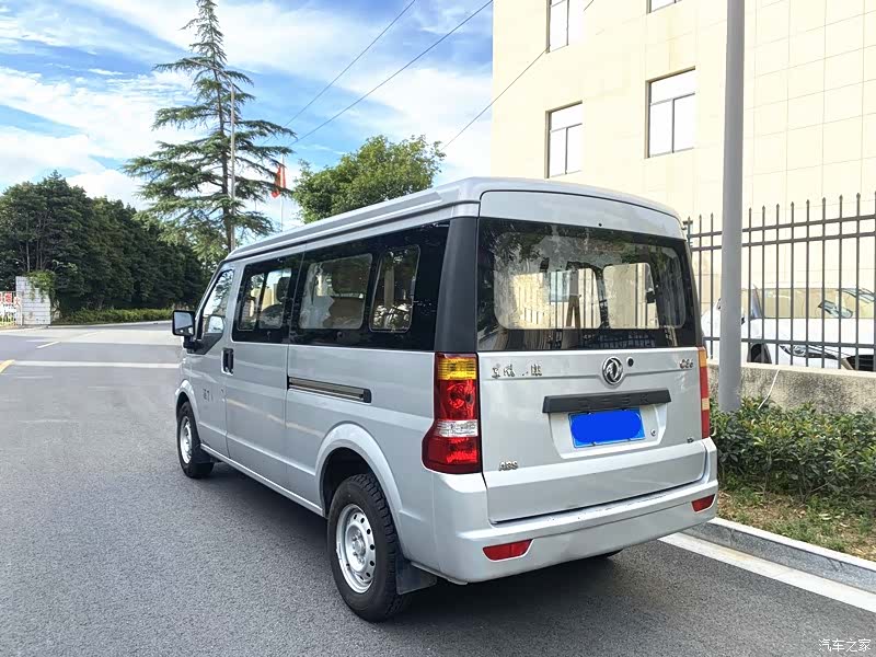 DongFeng C37, 2016 4