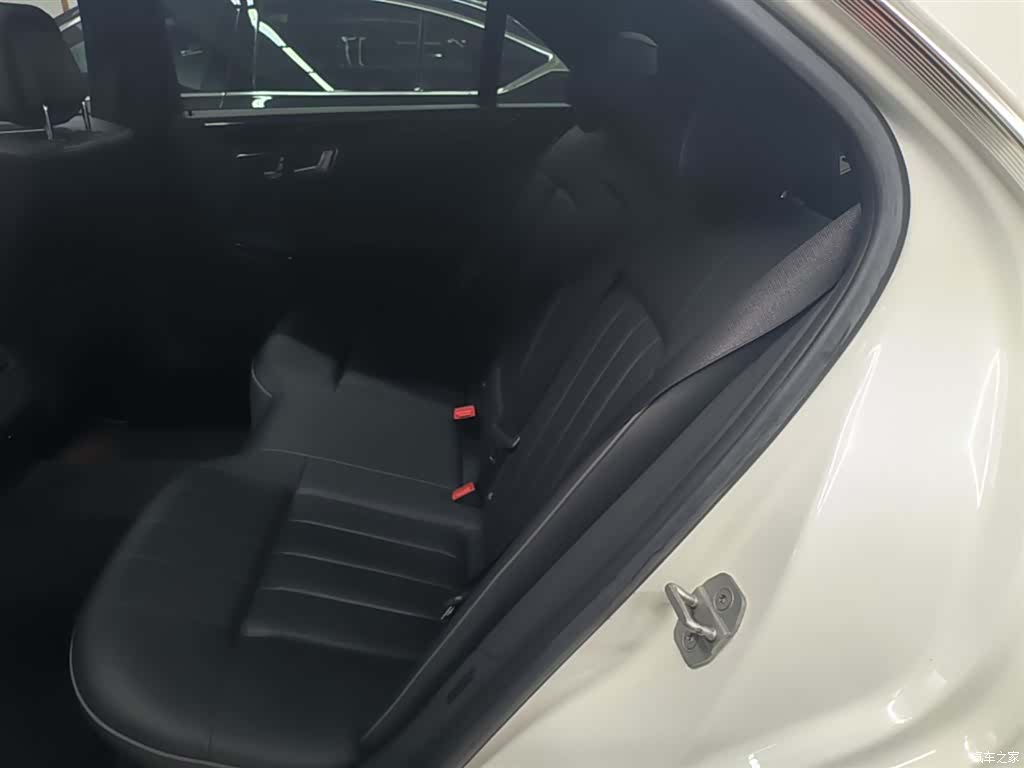 Mercedes-Benz E-Class, 2014 16
