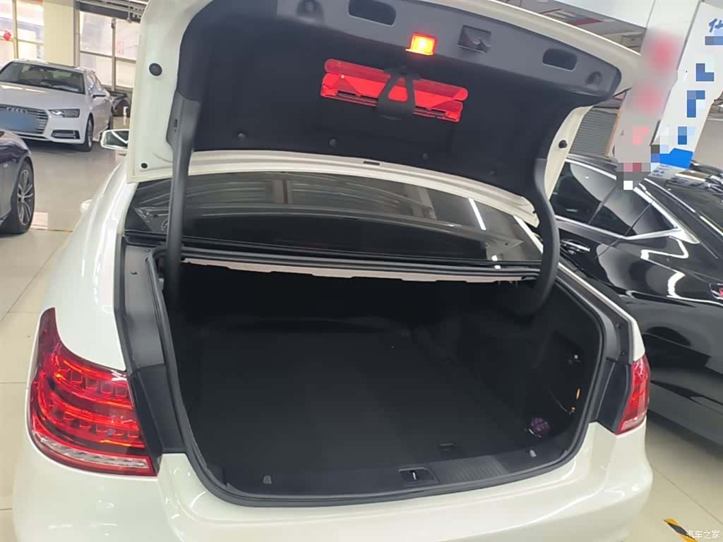 Mercedes-Benz E-Class, 2014 18