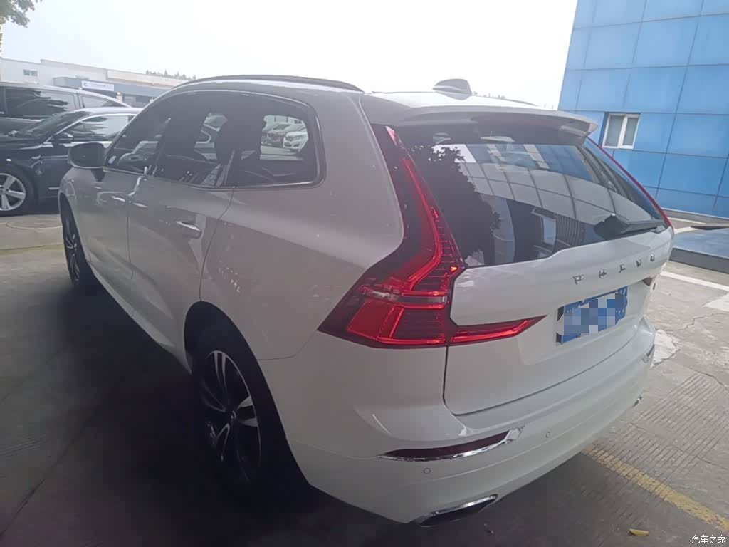 Volvo XC60, 2018 все фото