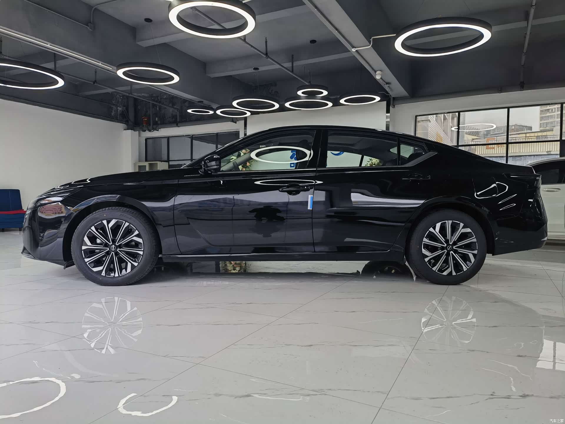 Nissan Teana, 2026 15