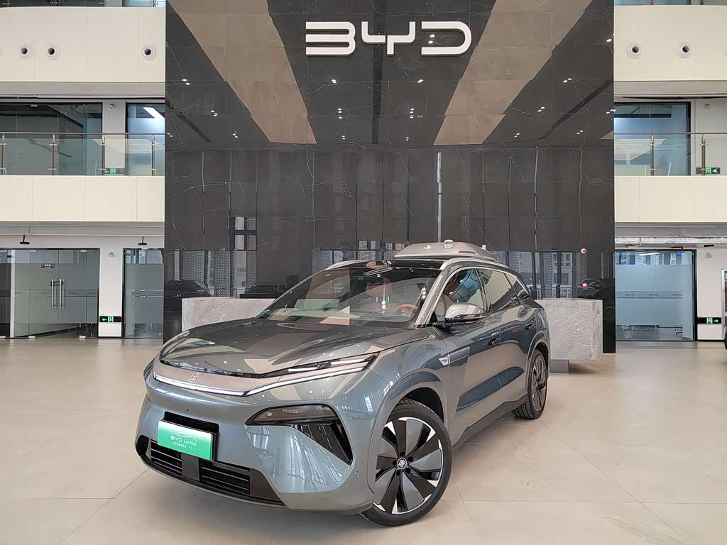 BYD Tang L