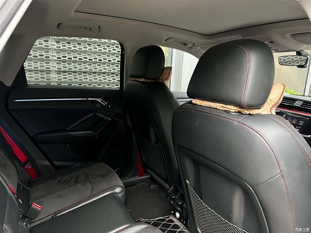 Audi Q3, 2021 24