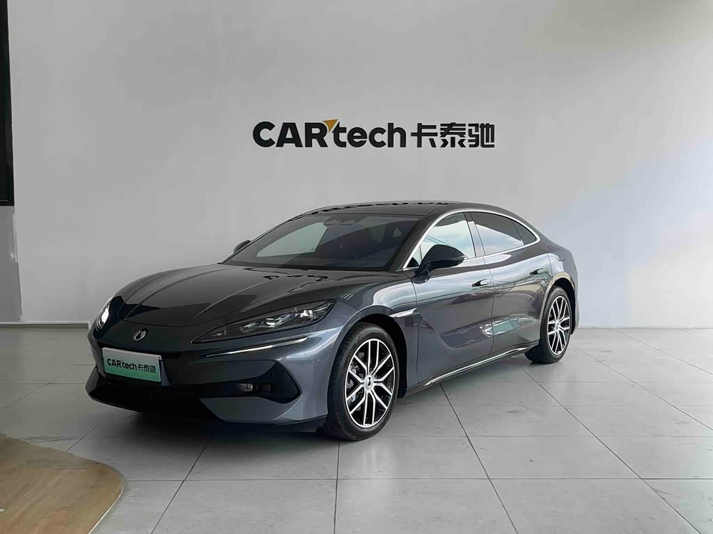 Denza Z9
