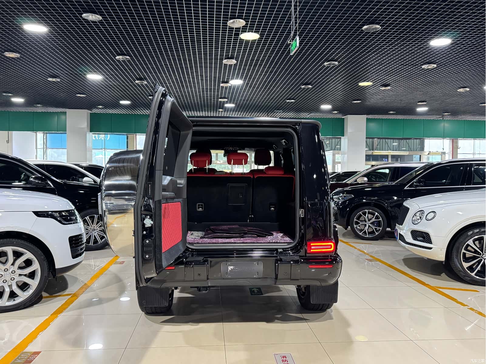 Mercedes-Benz G-Class, 2018 16