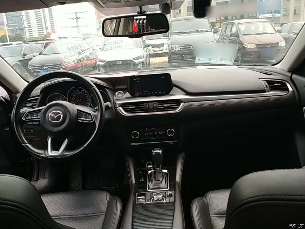 Mazda Atenza, 2018 10
