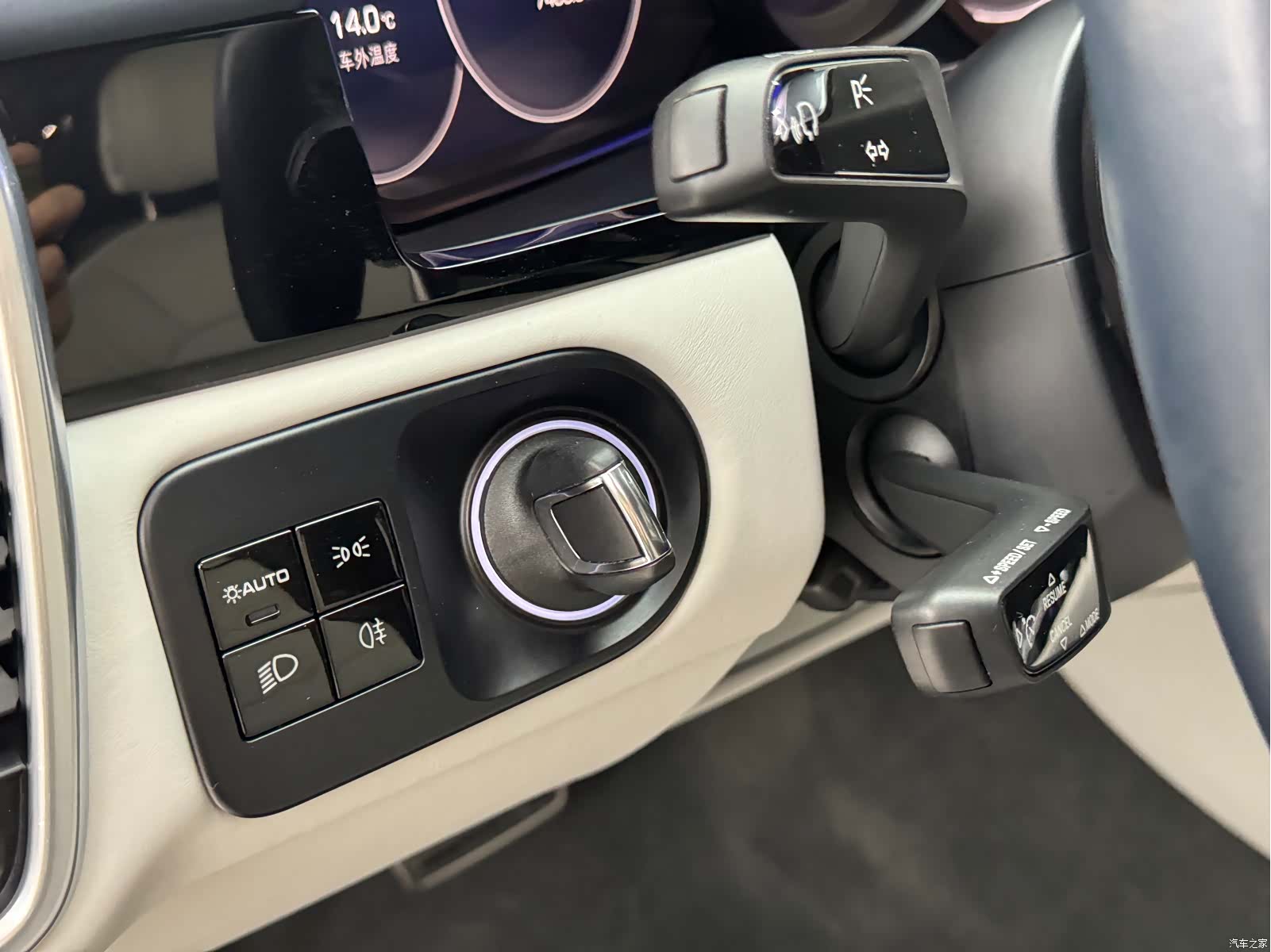 Porsche Cayenne, 2018 9