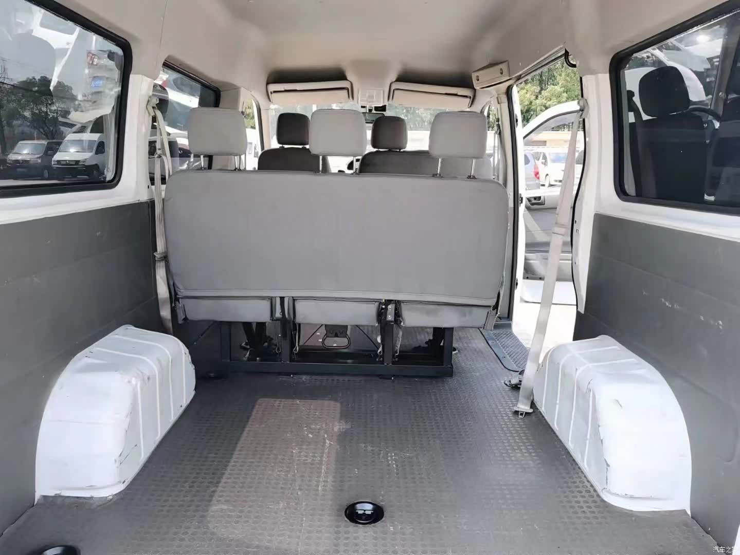 Maxus V80, 2016 13
