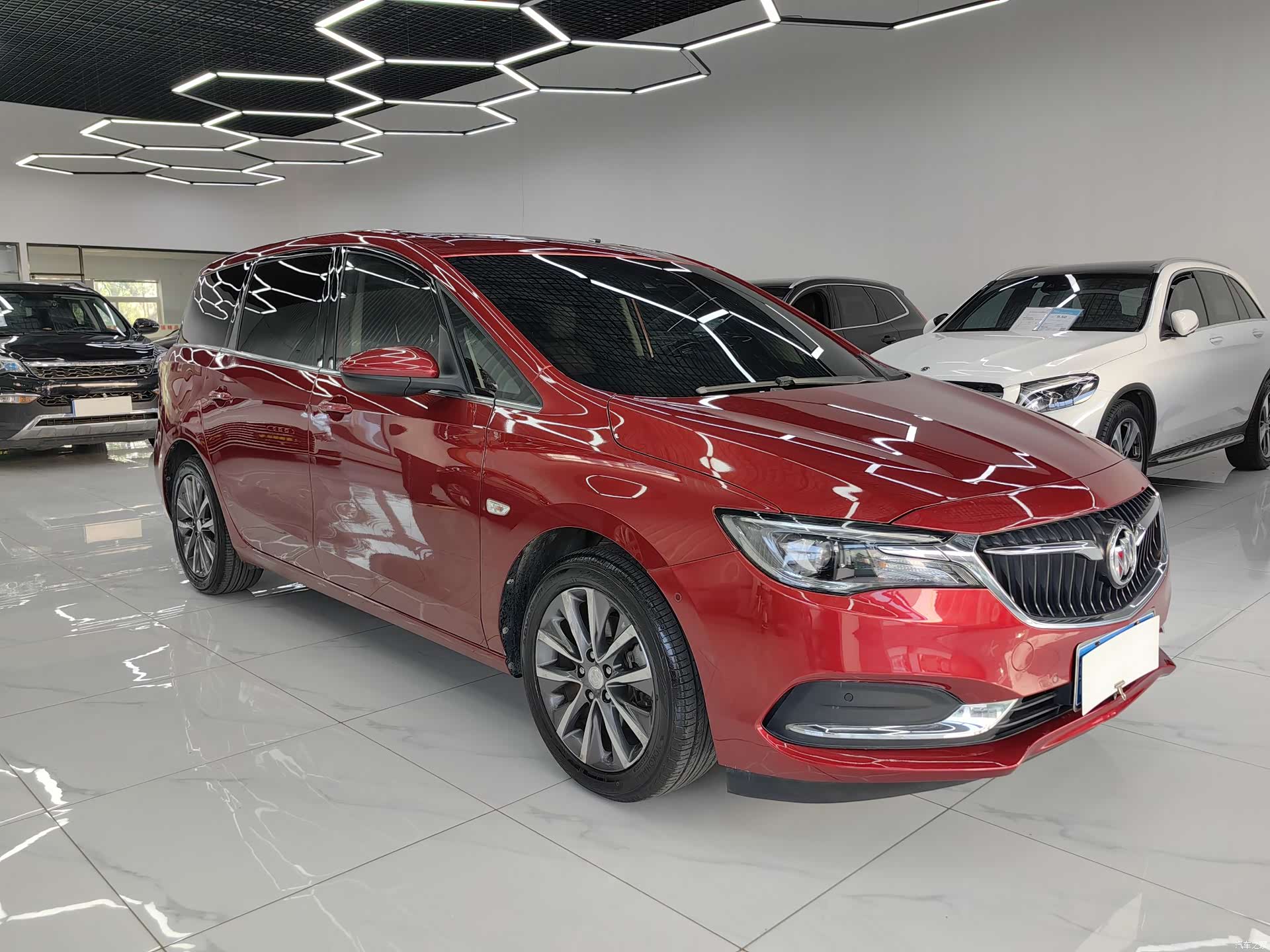 Buick GL6, 2017 3
