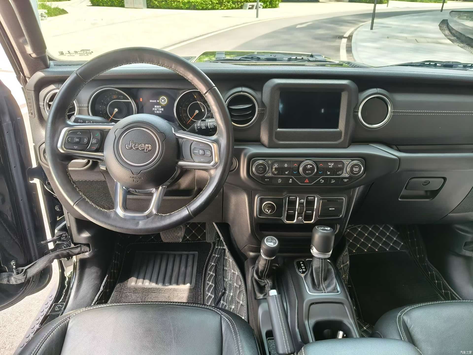 Jeep Wrangler, 2019 4