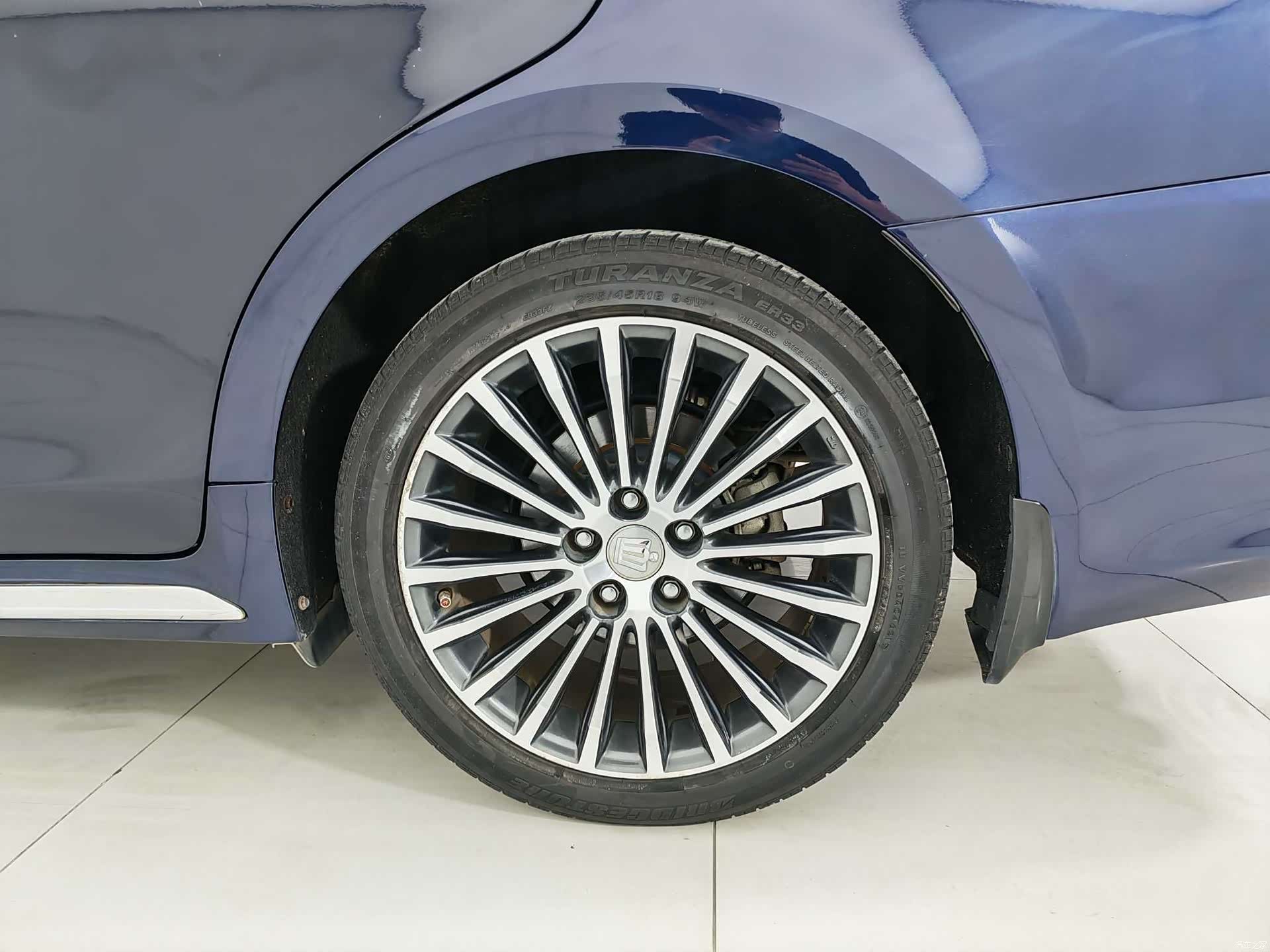 Toyota Crown, 2018 9