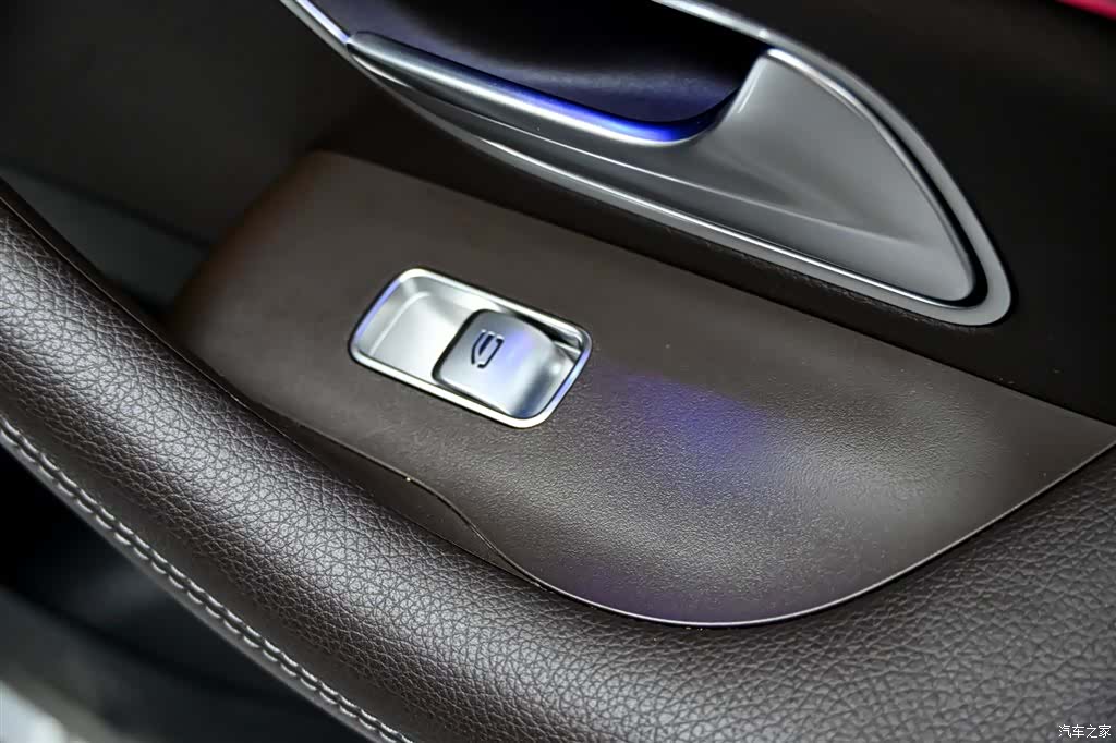 Mercedes-Benz GLS, 2022 27
