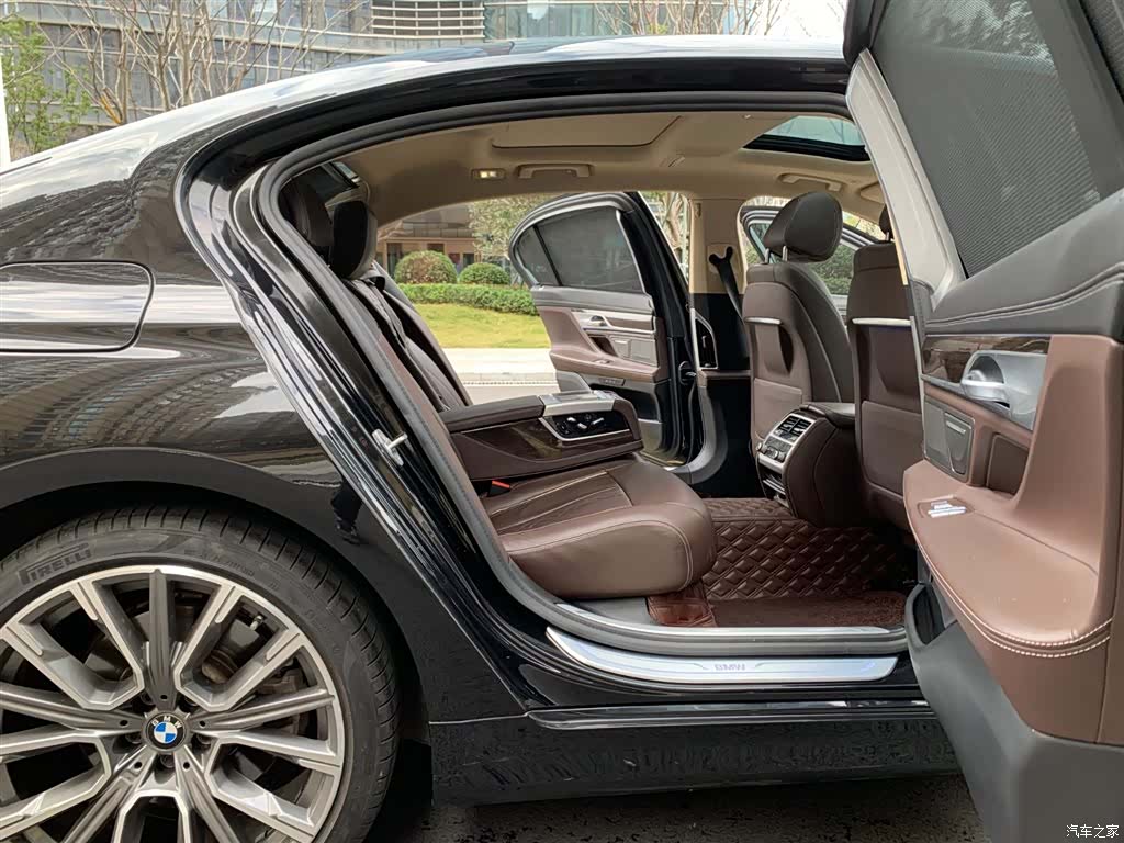 BMW 7 Series, 2021 11