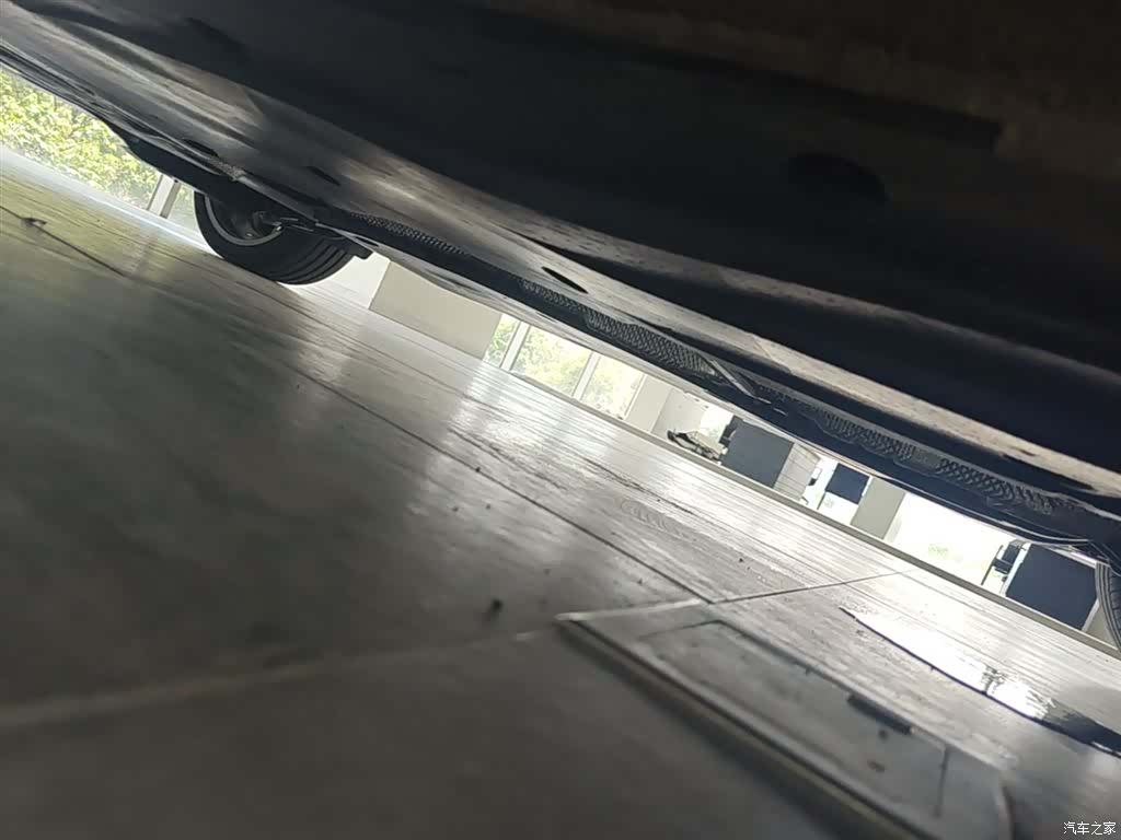 Audi Flying Spur, 2025 2