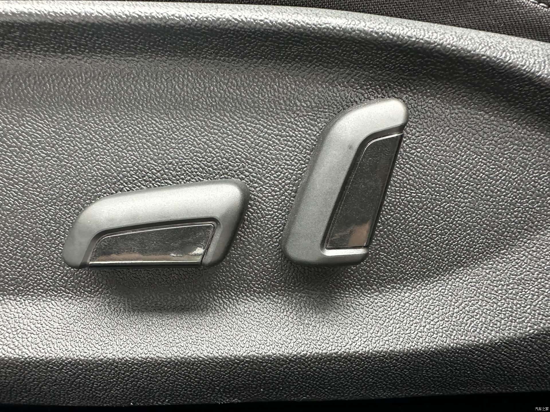 Volkswagen Sagitar, 2022 13