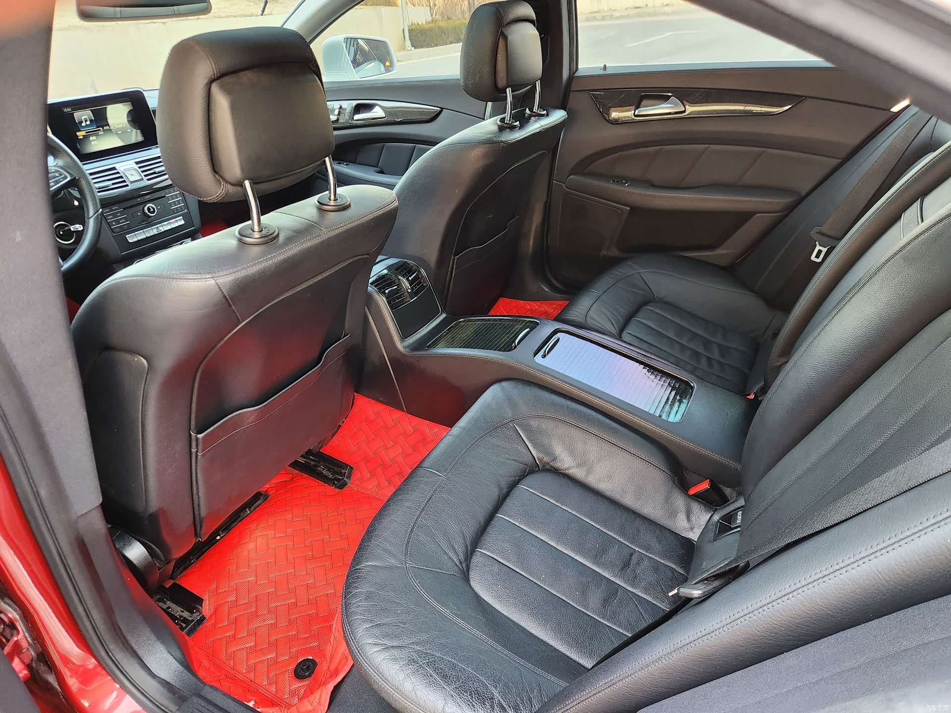 Mercedes-Benz CLS, 2016 13