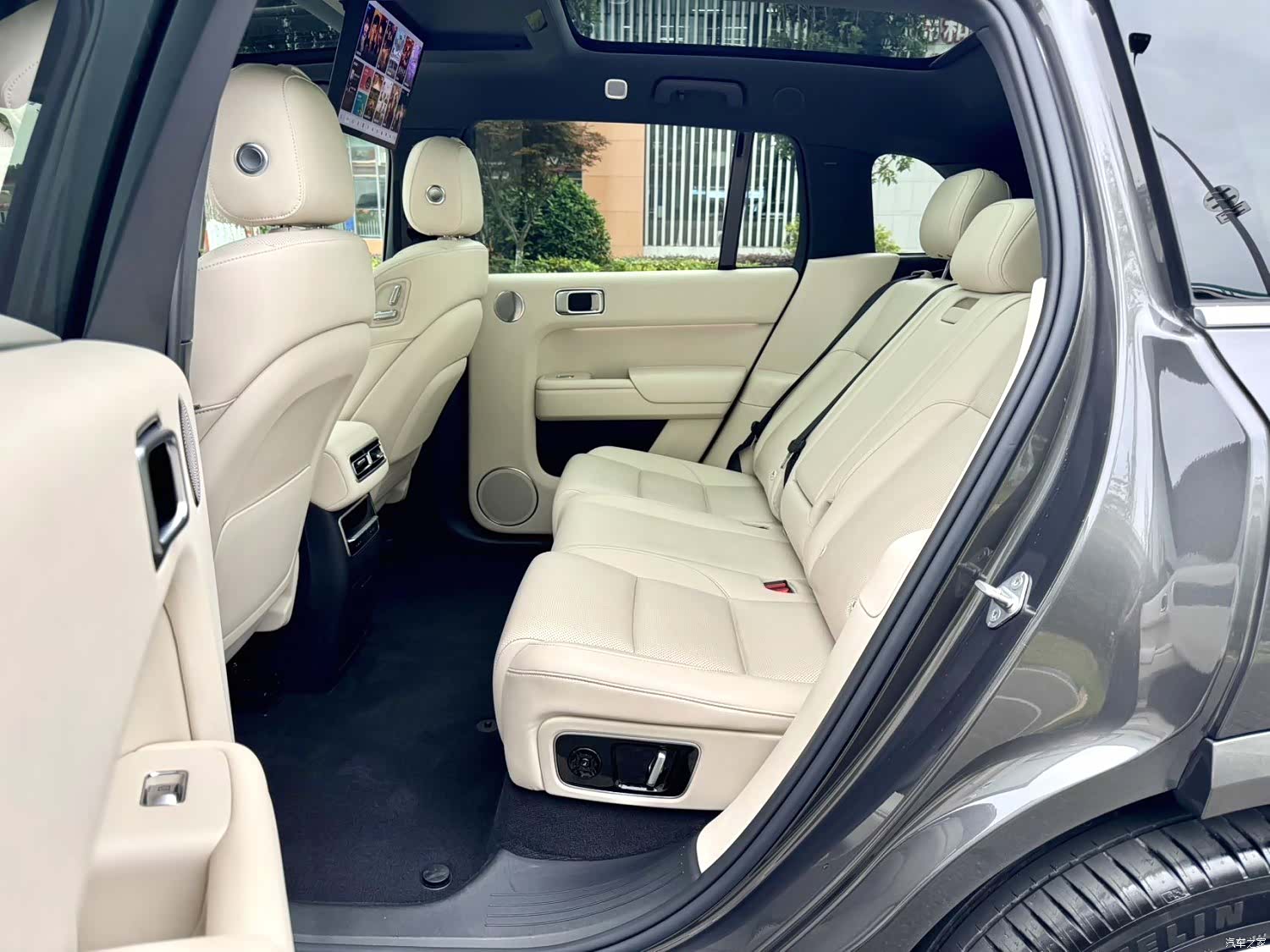 Li Auto L7, 2024 все фото