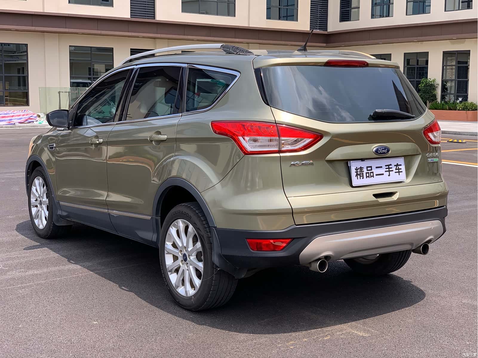 Ford Kuga, 2014 6