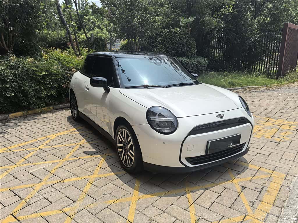 Mini Cooper, 2024 6