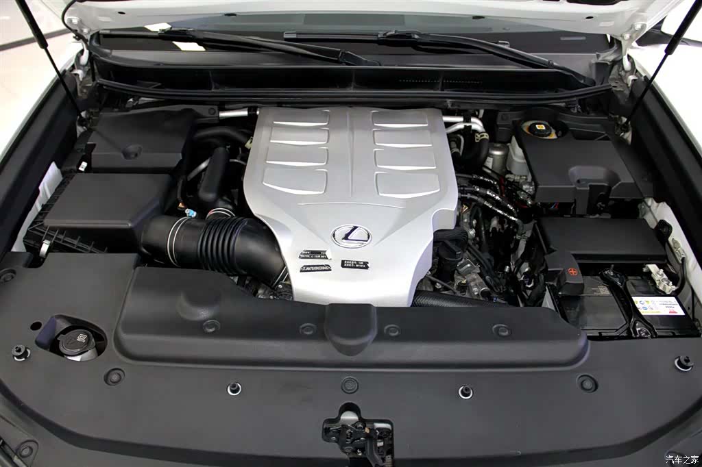 Lexus GX, 2022 28