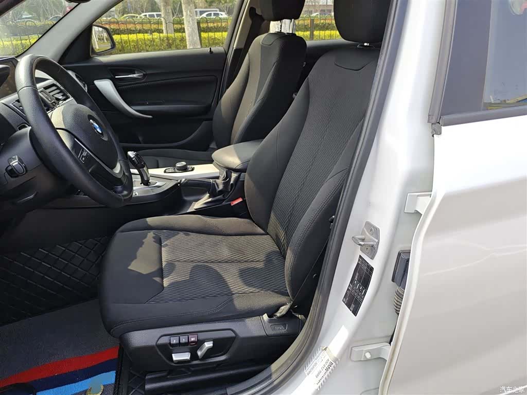 BMW 1 Series, 2016 11