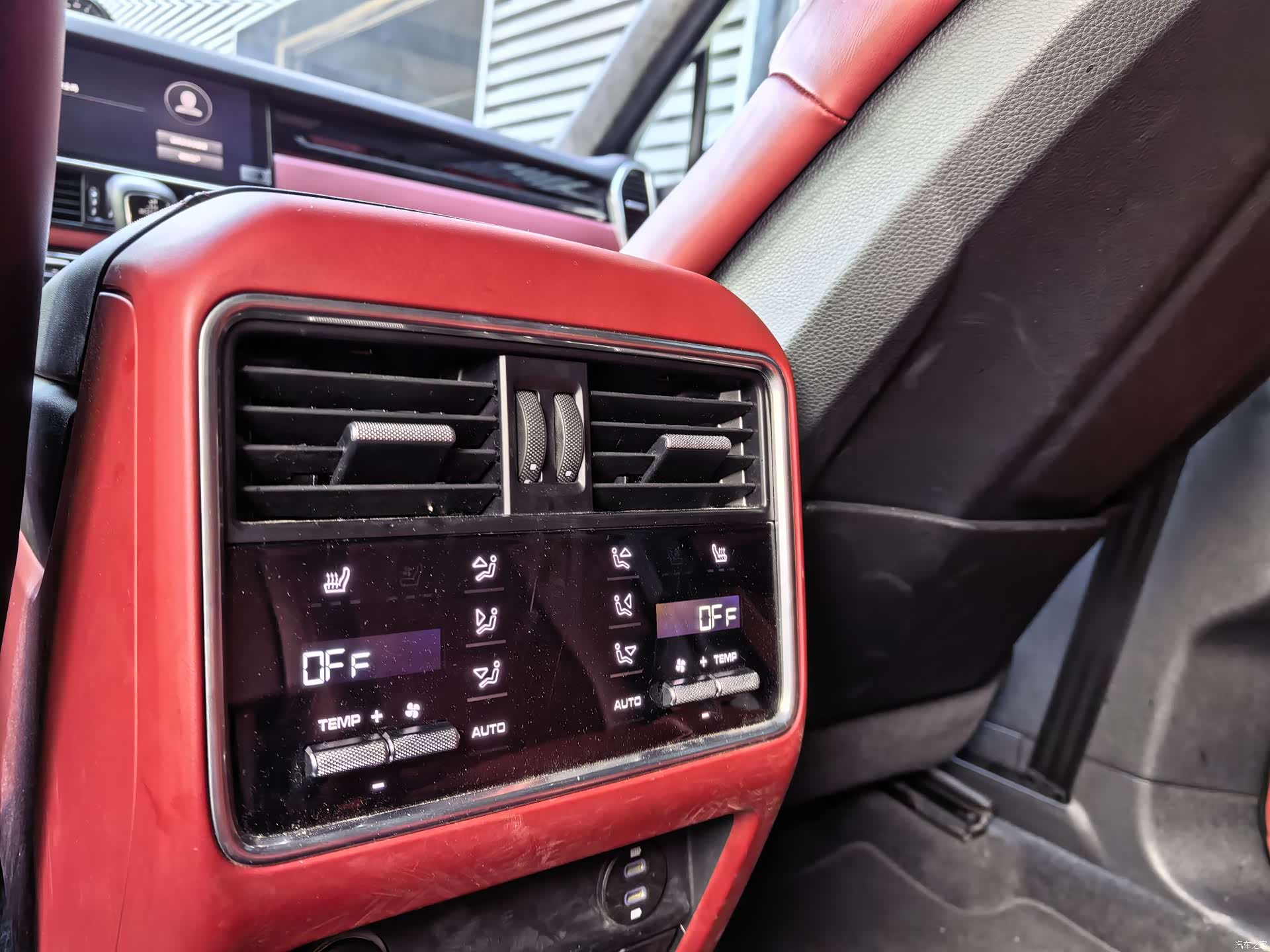 Porsche Cayenne, 2022 12