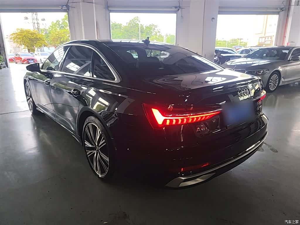 Audi A6L, 2023 все фото