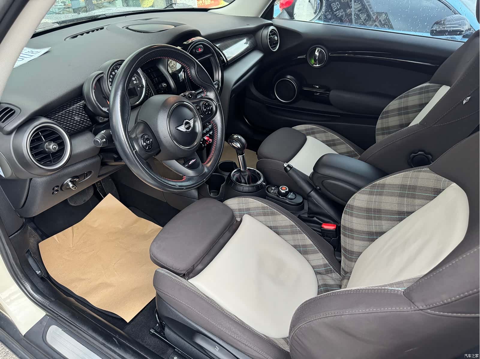 Mini Cooper, 2014 9