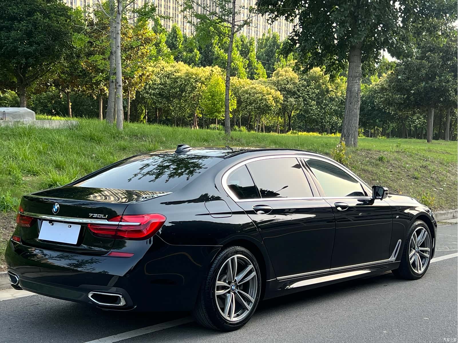 BMW 7 Series, 2018 все фото