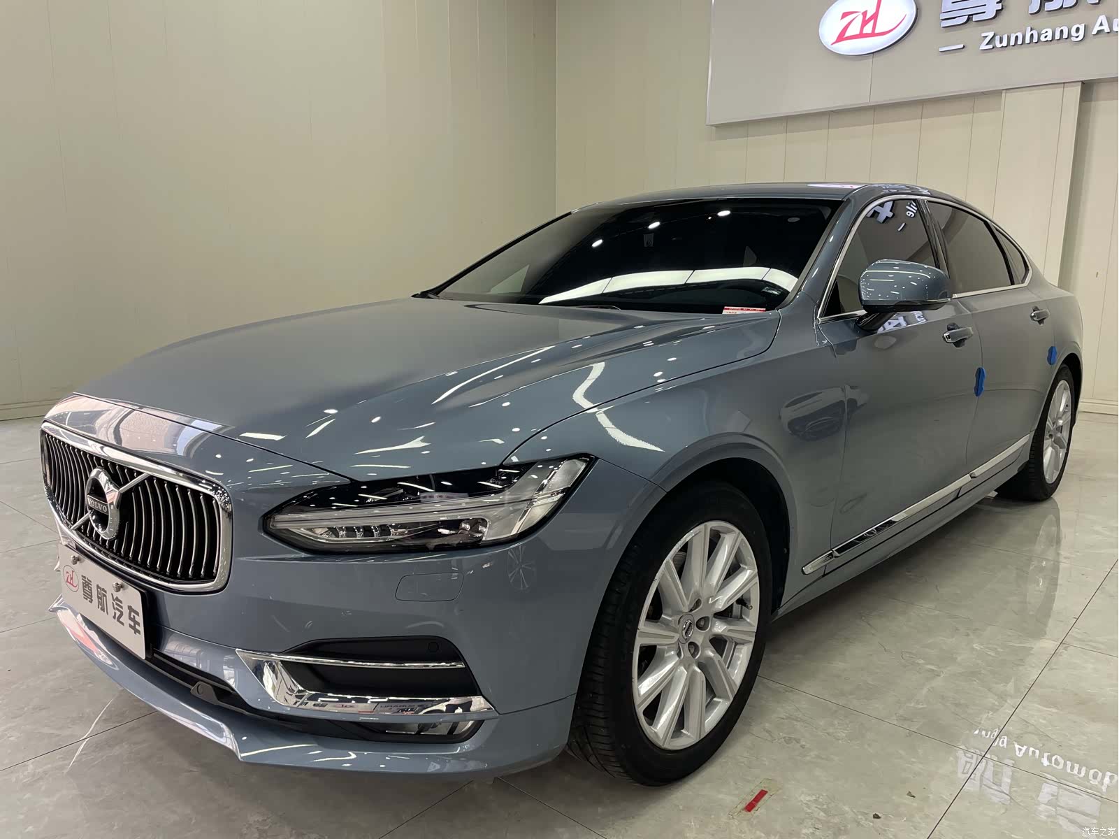 Volvo S90, 2019 4