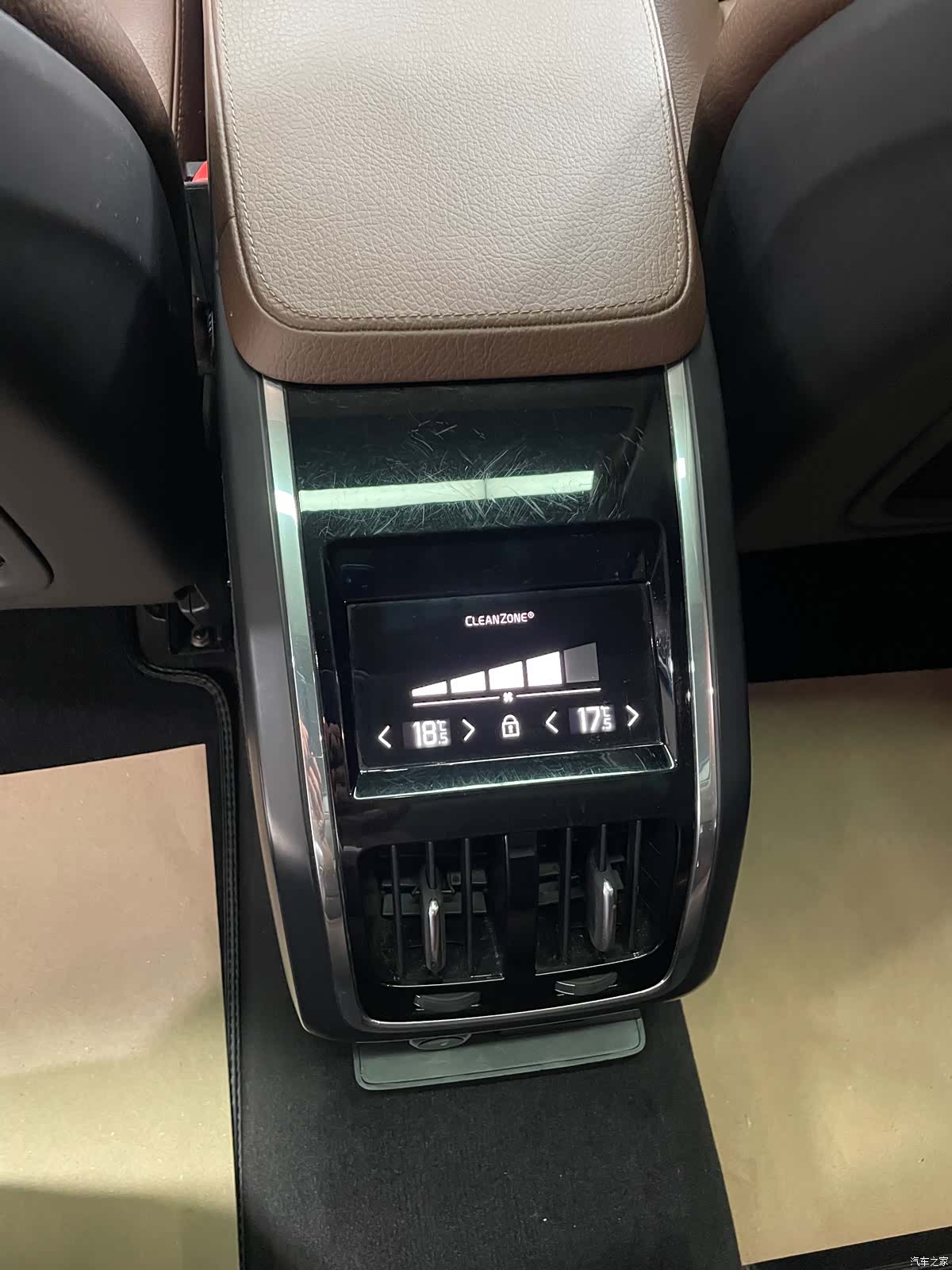 Volvo S90, 2019 21