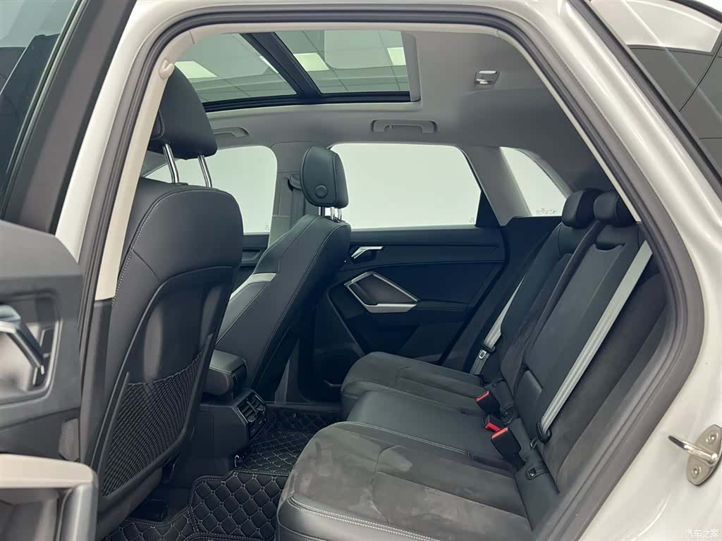 Audi Q3, 2022 16