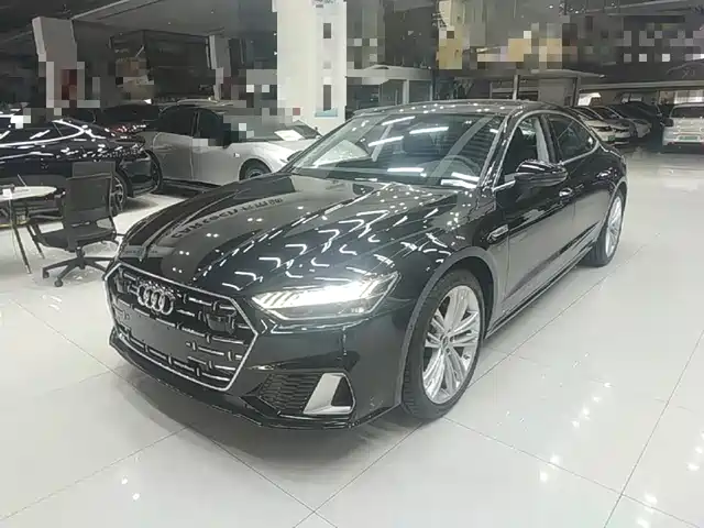 Audi A7L 2026 — купить из Китая под заказ