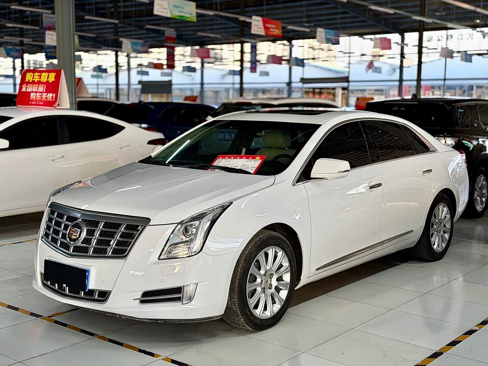 Cadillac XTS