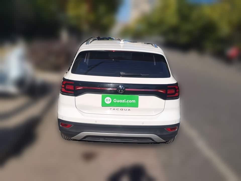 Volkswagen Exploring the shadow