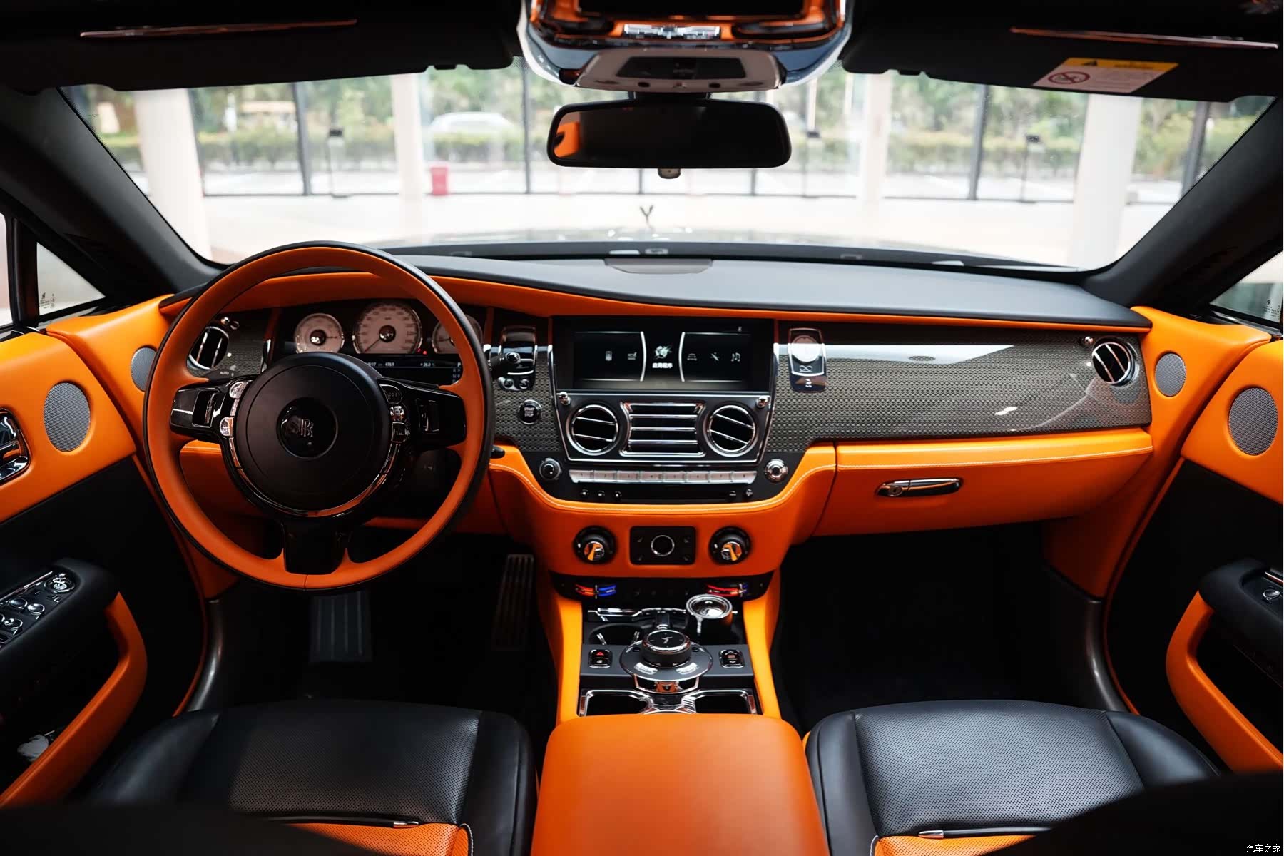 Rolls-Royce Wraith, 2018 4