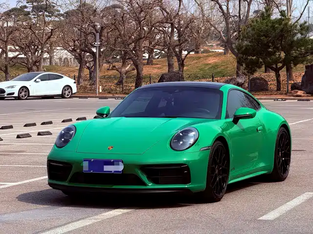 Porsche 911 2023 — купить из Китая под заказ